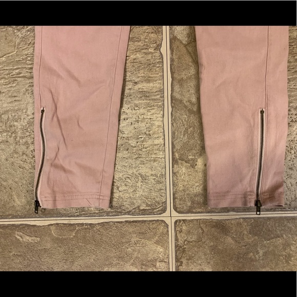 Pink, pull on pants. - Picture 5 of 7